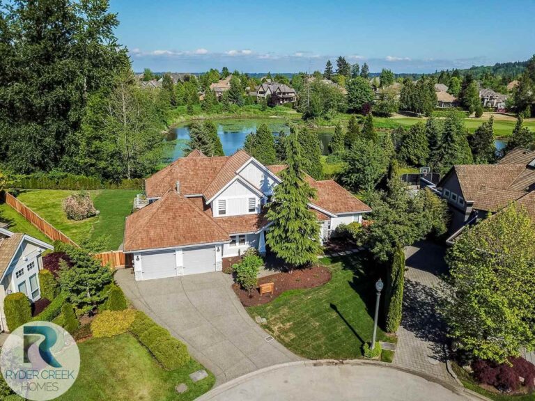 Ryder Creek Homes Best Custom Home Builders White Rock South Surrey BC Craftsman Style Delsey Place Gallery 33001 1 768x576